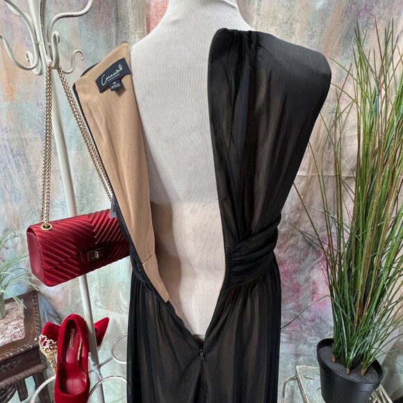 NEW📌Combine Classic Black & Rich Gold Accents = Dress for a Variety of Occasion - Picture 9 of 15